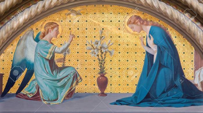 83839776-turin-italy-march-15-2017-the-fresco-of-annunciation-in-church-chiesa-di-san-dalmazzo-by-luigi-gugli